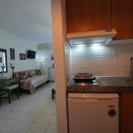 Mandy Seafront Apartament