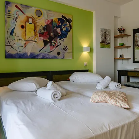 Mandy Seafront Apartamento *