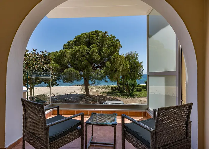 Mandy Seafront Apartmán *