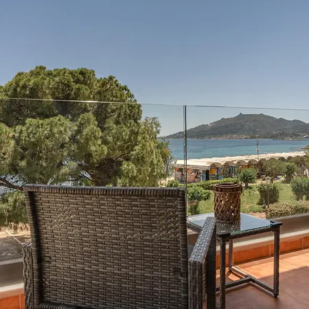 Mandy Seafront Daire Zakintos